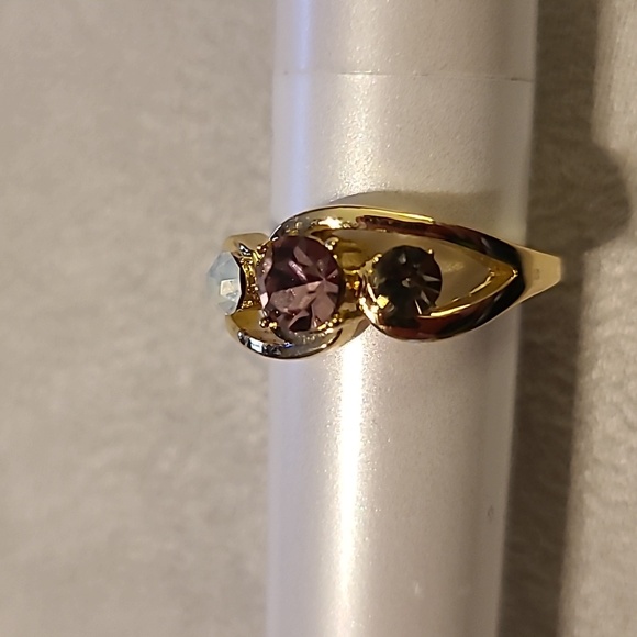 4 RING BUNDLE OF FASHION RINGS ALL SIZE 7 - Picture 7 of 16